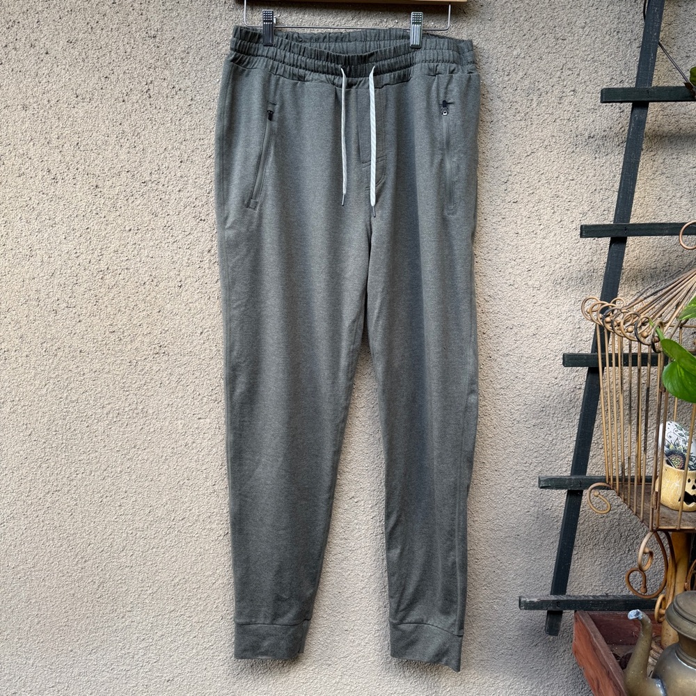 Vuori men’s ponto performance jogger pants green size large